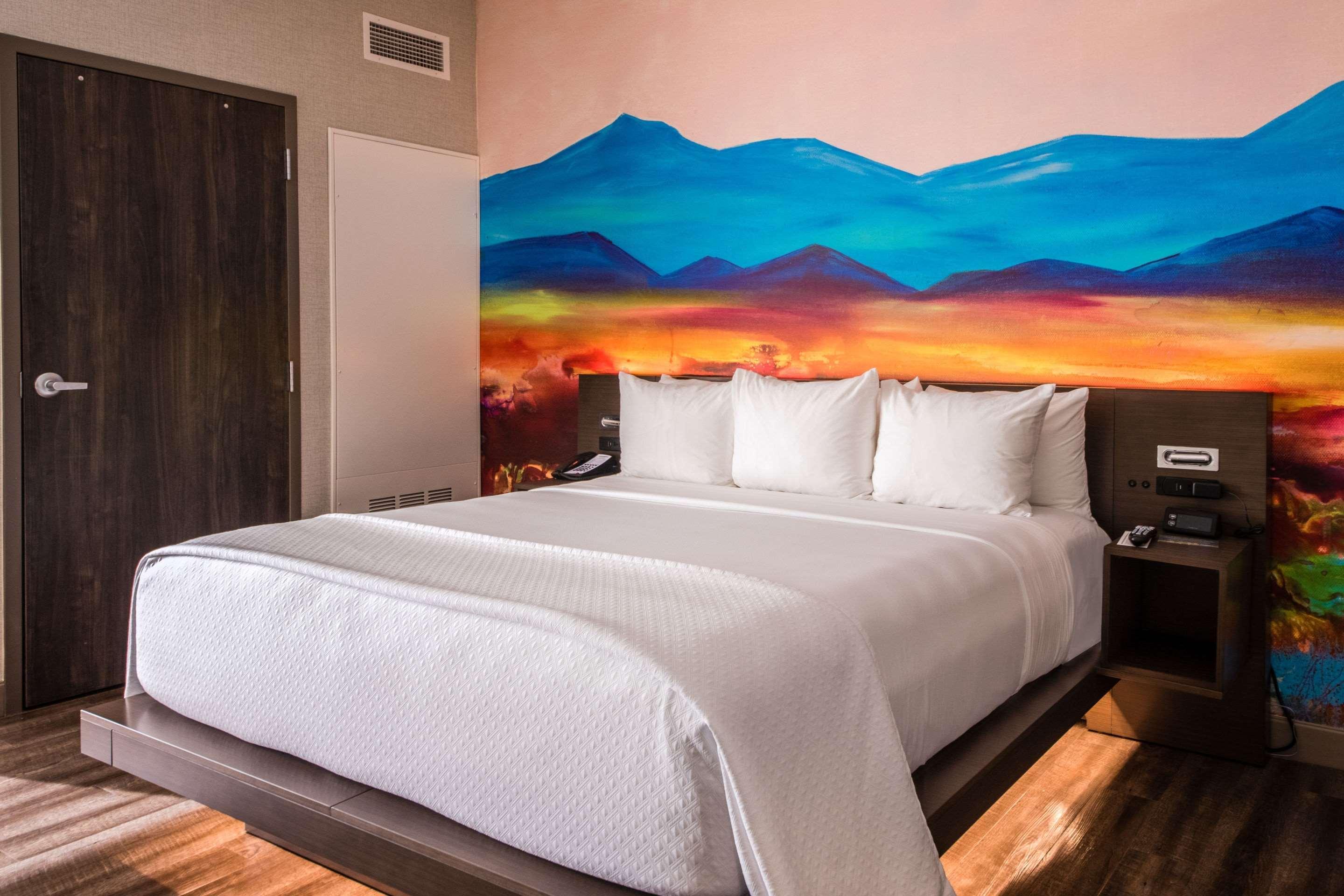 Cambria Hotel Mcallen Convention Center Bagian luar foto