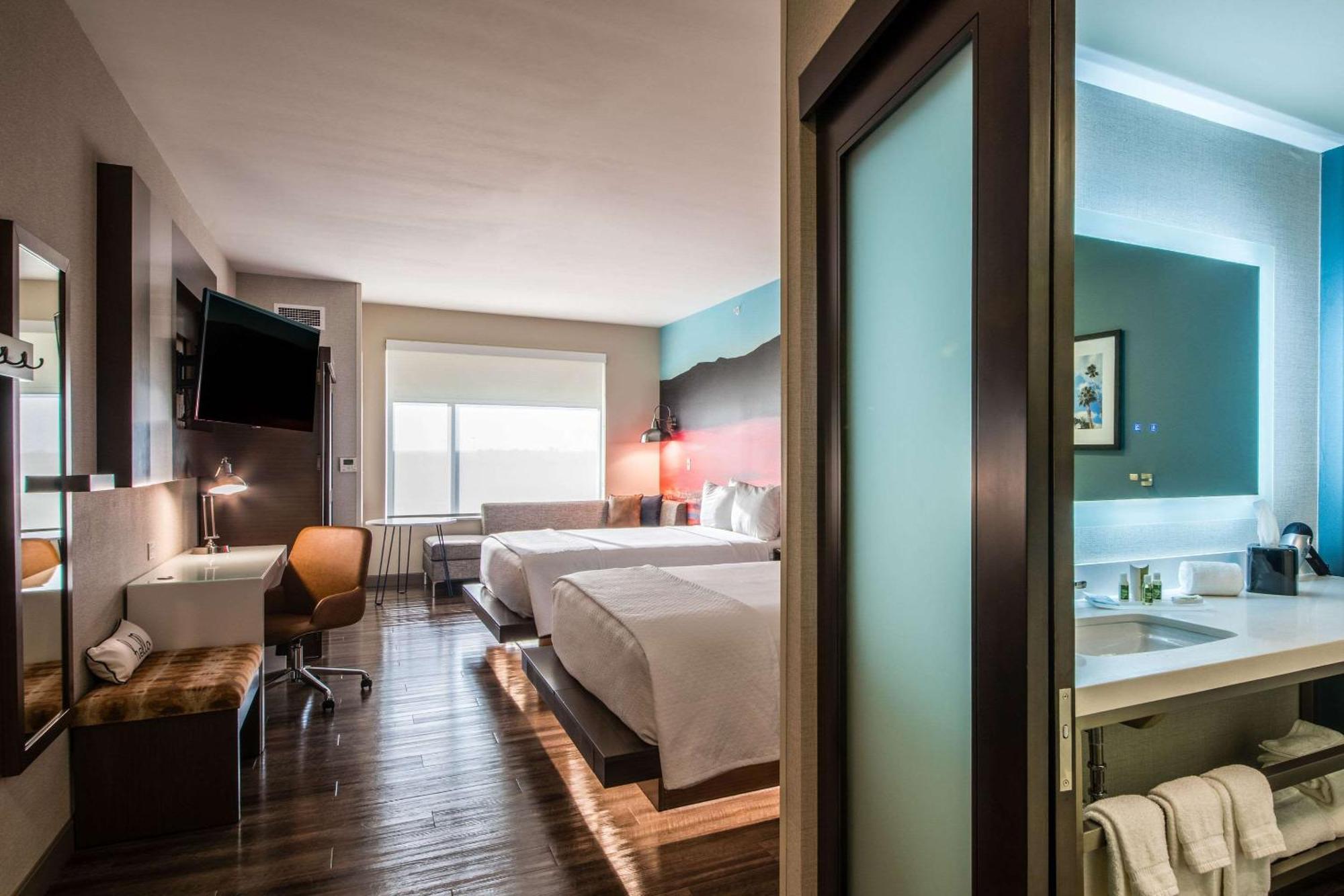 Cambria Hotel Mcallen Convention Center Bagian luar foto
