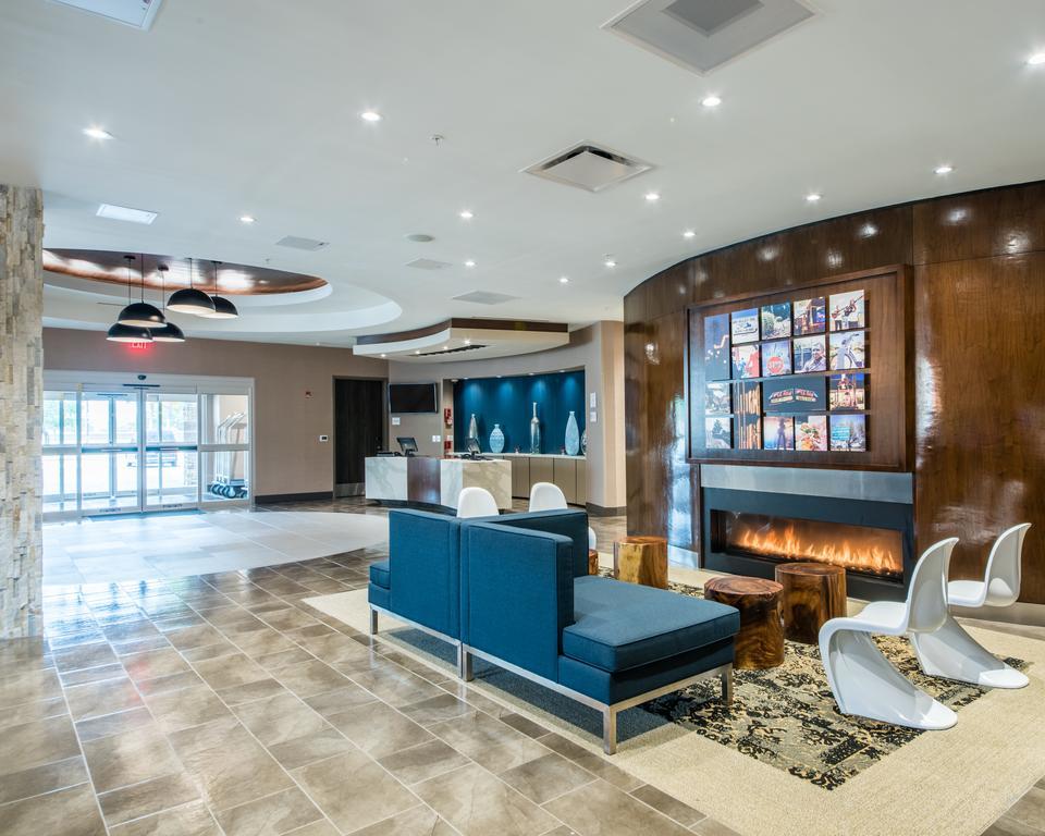 Cambria Hotel Mcallen Convention Center Bagian luar foto